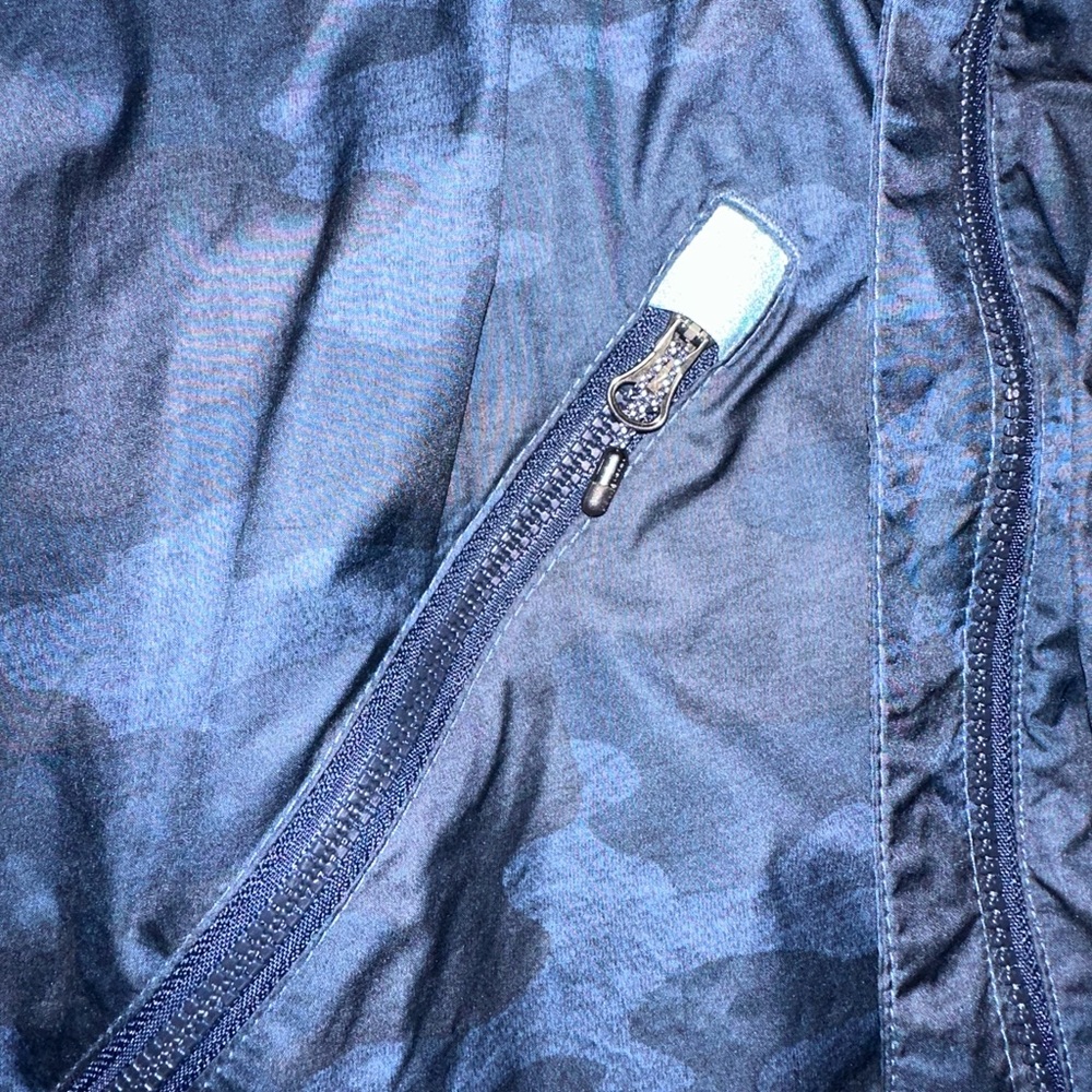 Lululemon jacket - Picture 6 of 11